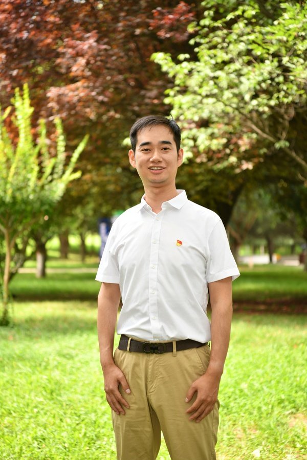 全面贯彻党的二十大和二十届历次全会精
