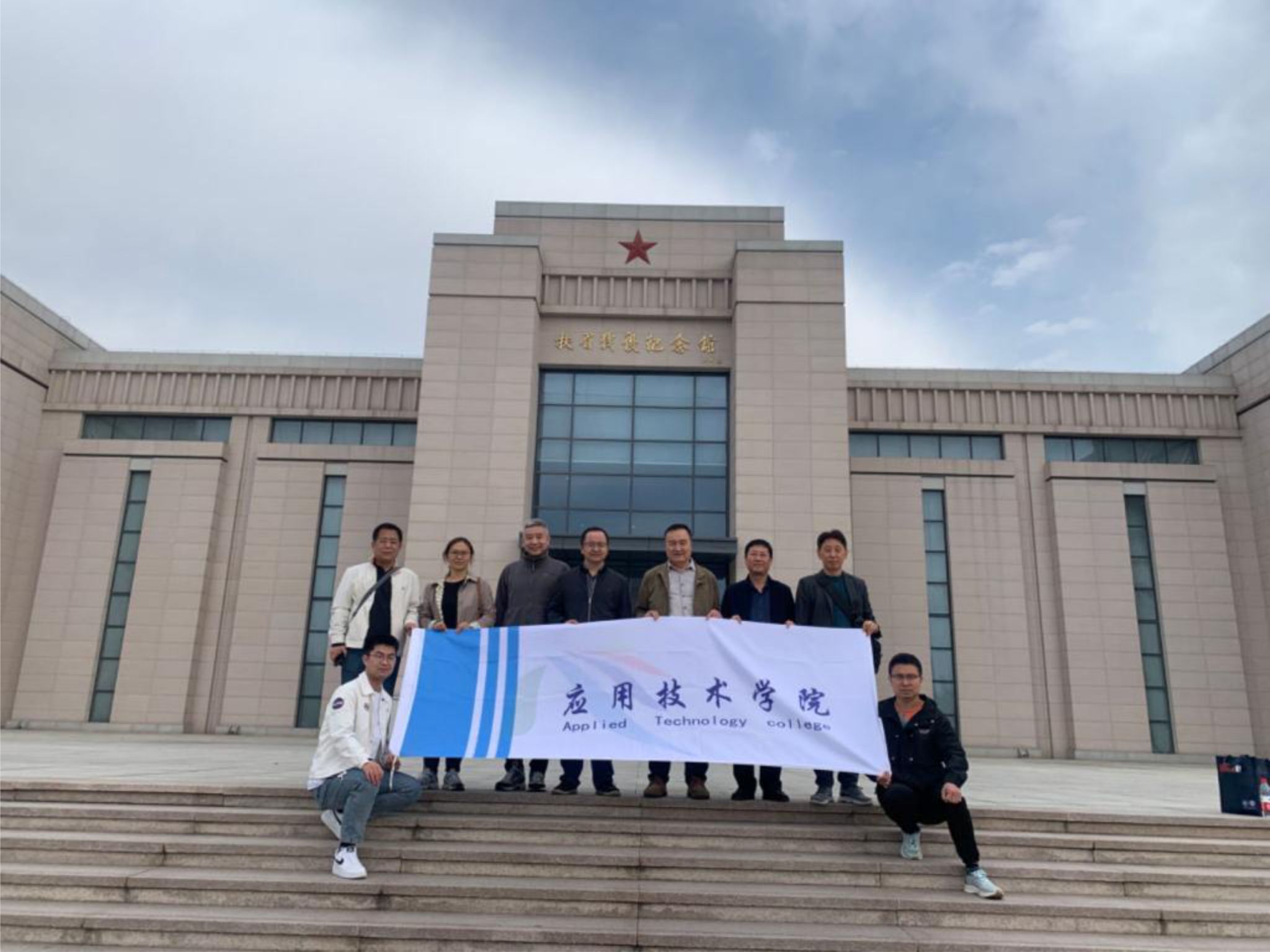 才能更有效地推动中华优秀传统文化创造