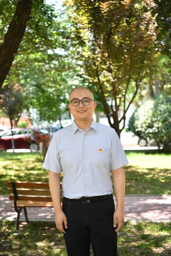 共表彰优秀共产党员67名